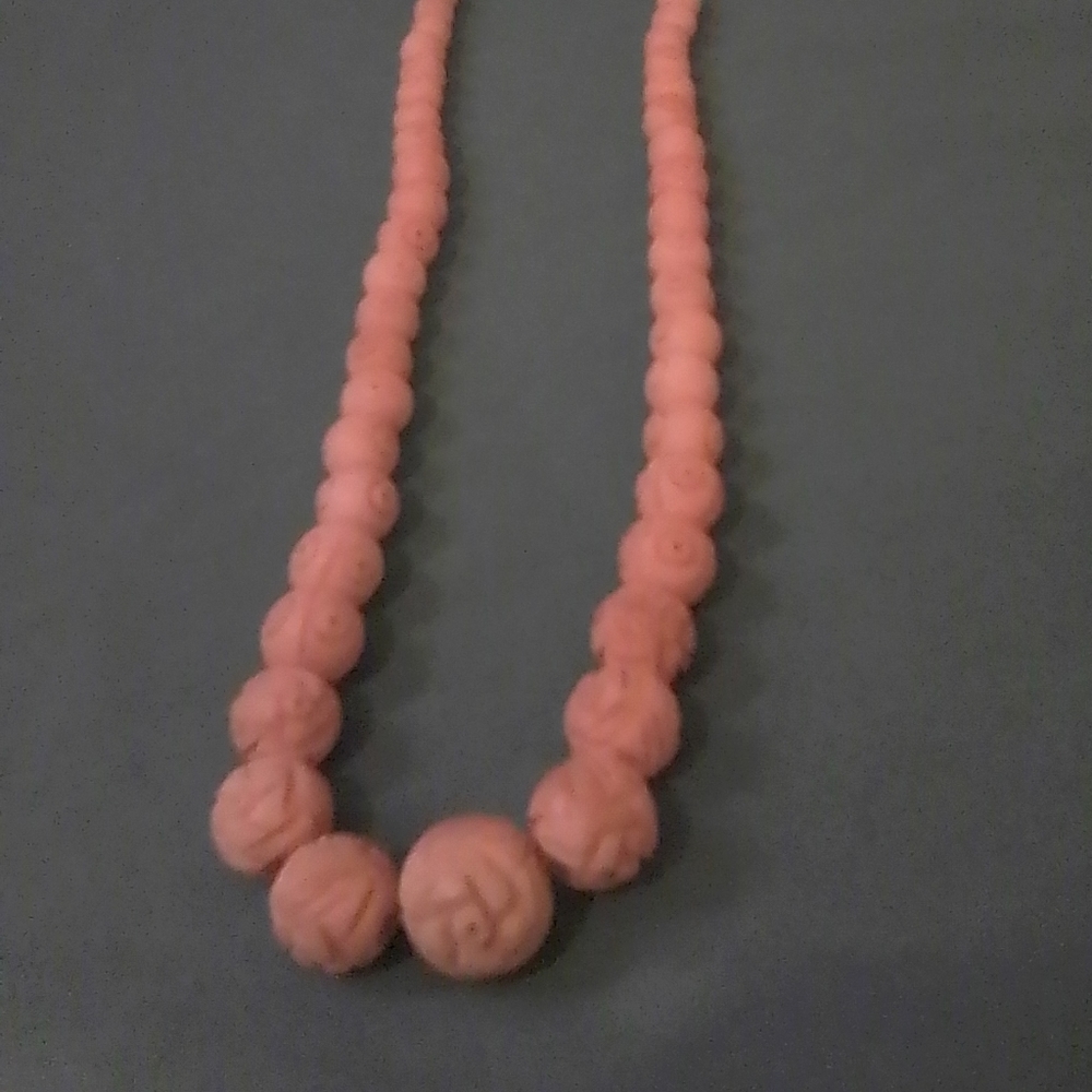 Chinese choker with handcrafted flowers